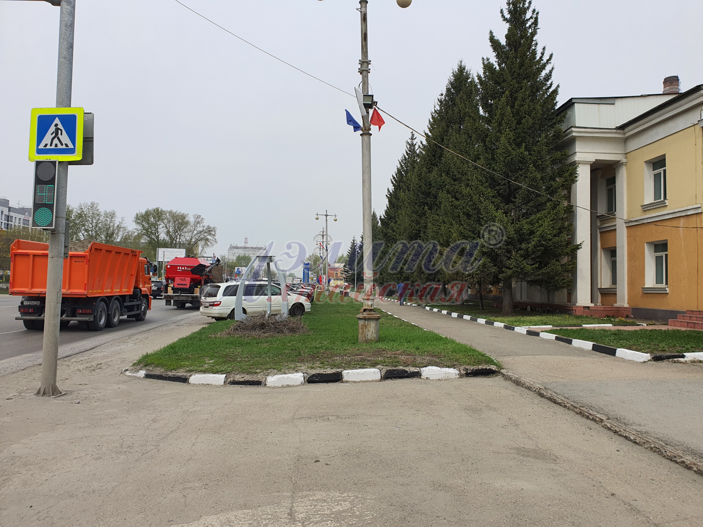 Аренда офисных, торговых помещений на красной линии проспекта Калинина в Барнауле.