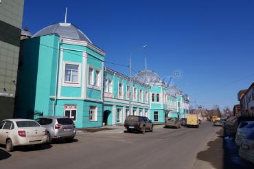 Отдельно стоящее здание по улице Ползунова, 34А в Барнауле