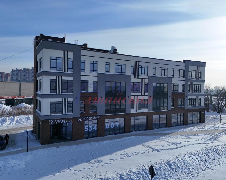 Аренда площадей в новом здании на красной линии